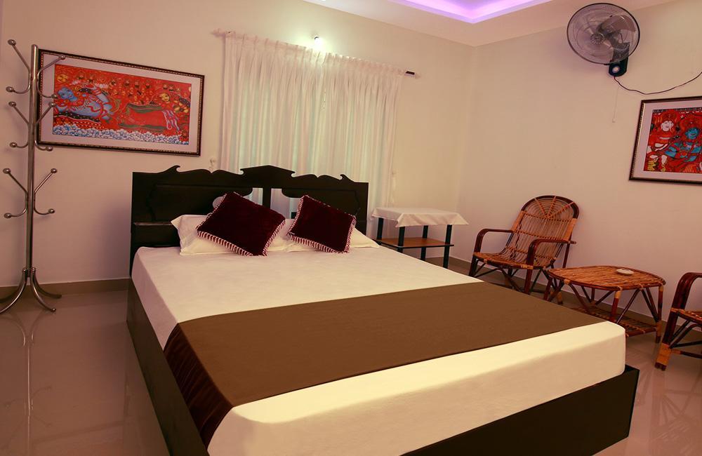 มันโร ไอส์แลนด์ เลค รีสอร์ต Hotel Mundrothuruth ภายนอก รูปภาพ